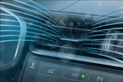 СИСТЕМА ИОНИЗАЦИИ ВОЗДУХА В САЛОНЕ С ФИЛЬТРОМ ТОНКОЙ ОЧИСТКИ ЧАСТИЦ PM2,5